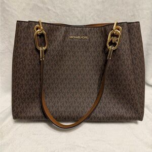 *NEW* Michael Kors Trisha Brown Shoulder Bag